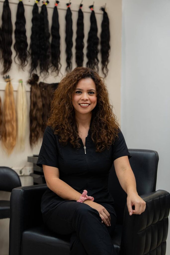 Lina Castrillon - Estudios de Extensiones 9